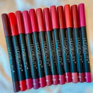 Huda Beauty Lipstick Set matte lip crayons multiple shades